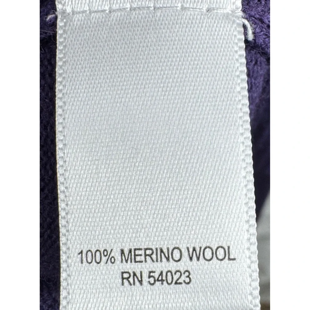 Banana Republic V-Neck Sweater Mens Large‎ Purple Extra Fine Merino Wool Knit